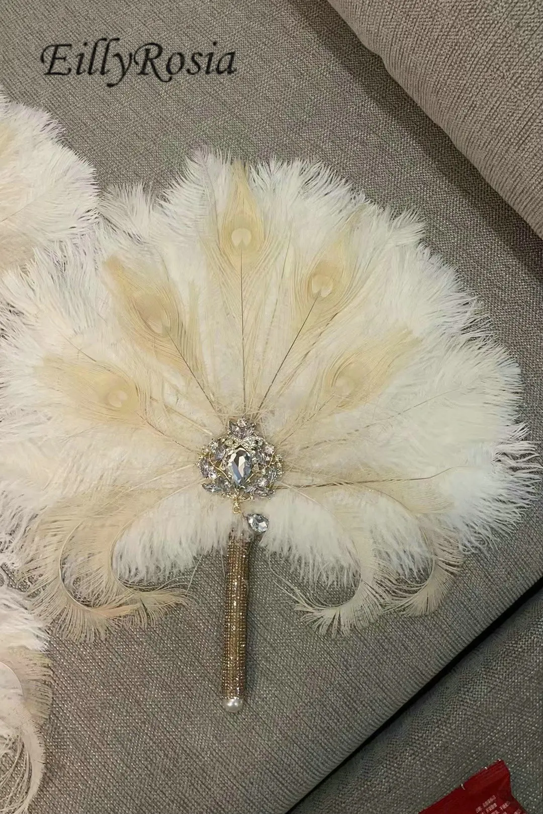 Abanico de mano de plumas de piel para novia, pluma de avestruz blanca y marfil con broche, ramo, accesorios para fotos, Vintage de los años 1920