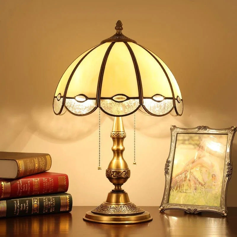 

Copper European Table Lamp American Retro SolderH65Pure Brass Living Room Decoration Study and Bed