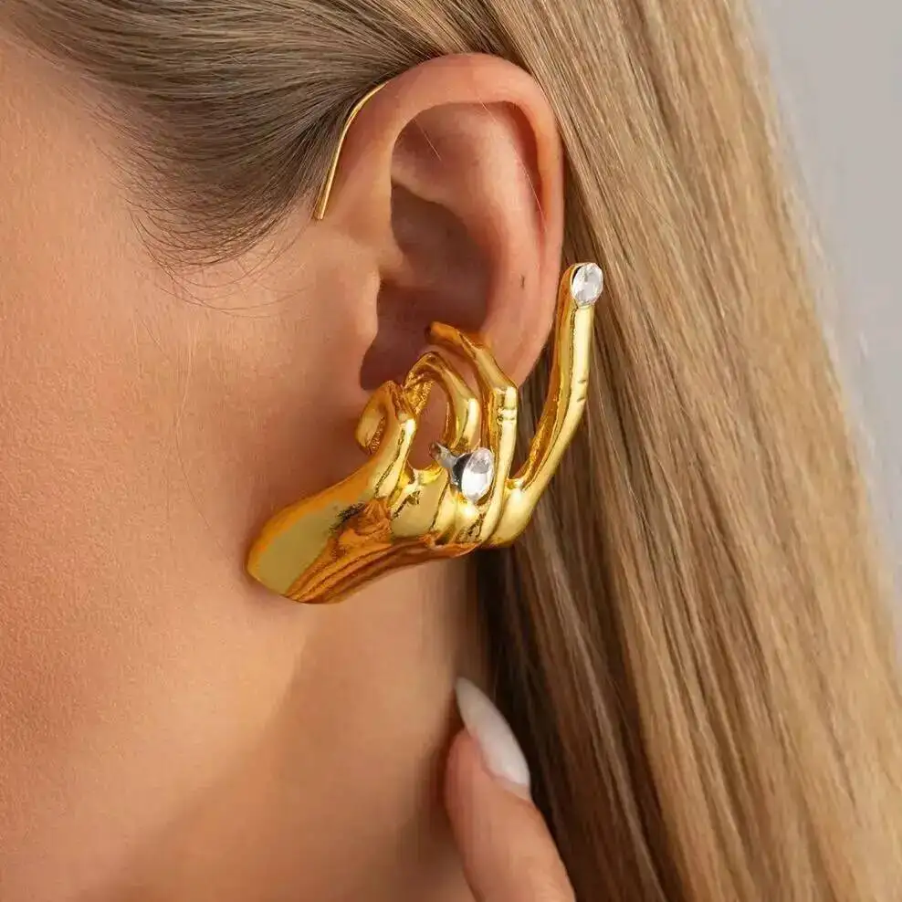 Ingemark Vintage Elegant Finger Palm Ear Hook Clip Earrings for Women Creative Non Perforated Ear Cuff Party Jewelry Accessories