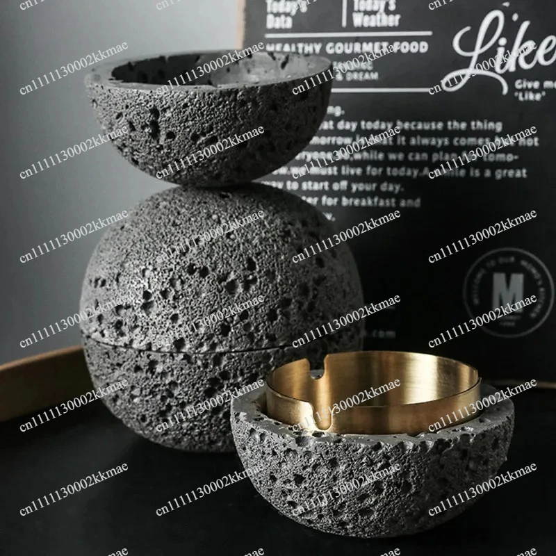 Moon Ashtray With Lid Outdoor Windproof Metal Liner Concrete Ash Tray Outside Patio Smoking Holder Home Office Desktop Decor
