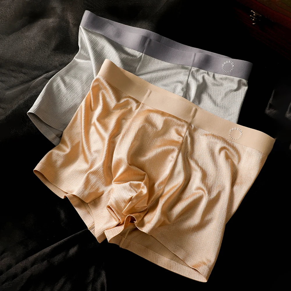 

Бесшовные мужские трусы-боксеры из ткани Ice Silk с блестящим золотым узором и U-образным выпуклым карманом