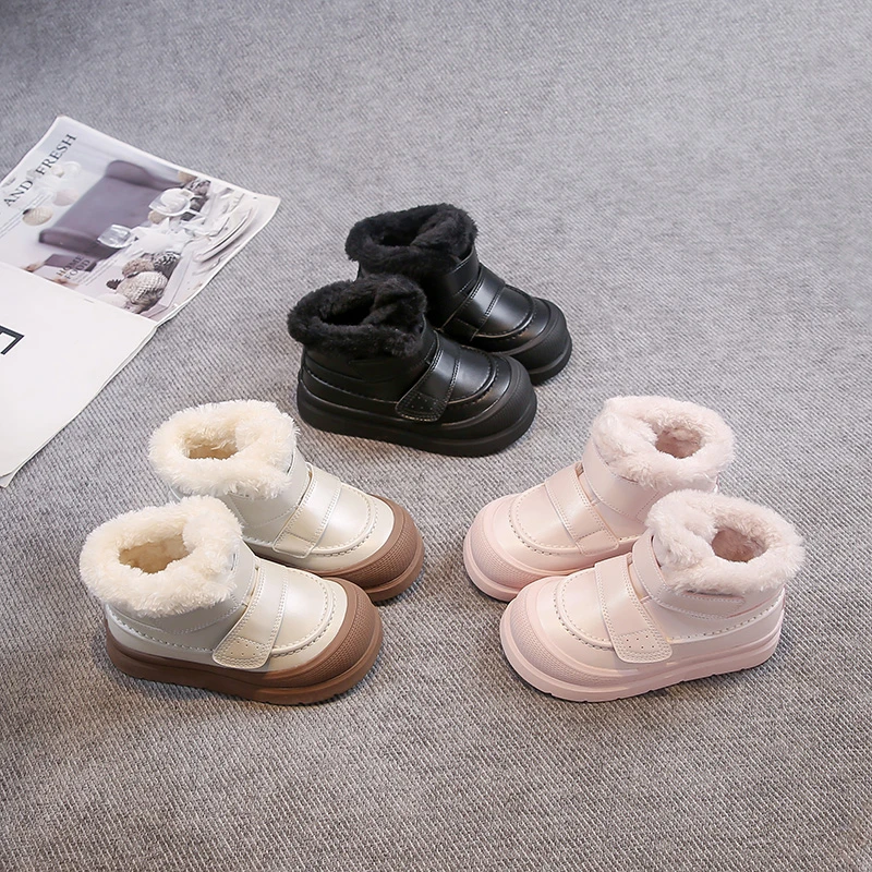 

Kids Snow Boots Versatile Soft Children Short Boots with Thick Fur 2025 Winter New Boys Girls Casual Boots Round Toes Non-slip