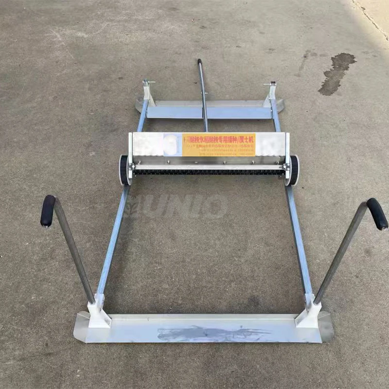 Manual Rice Seedbed Seedling Soil Mulching Machine Earth Paddy Sowing Earth Covering Machine Rice Seeder Planter