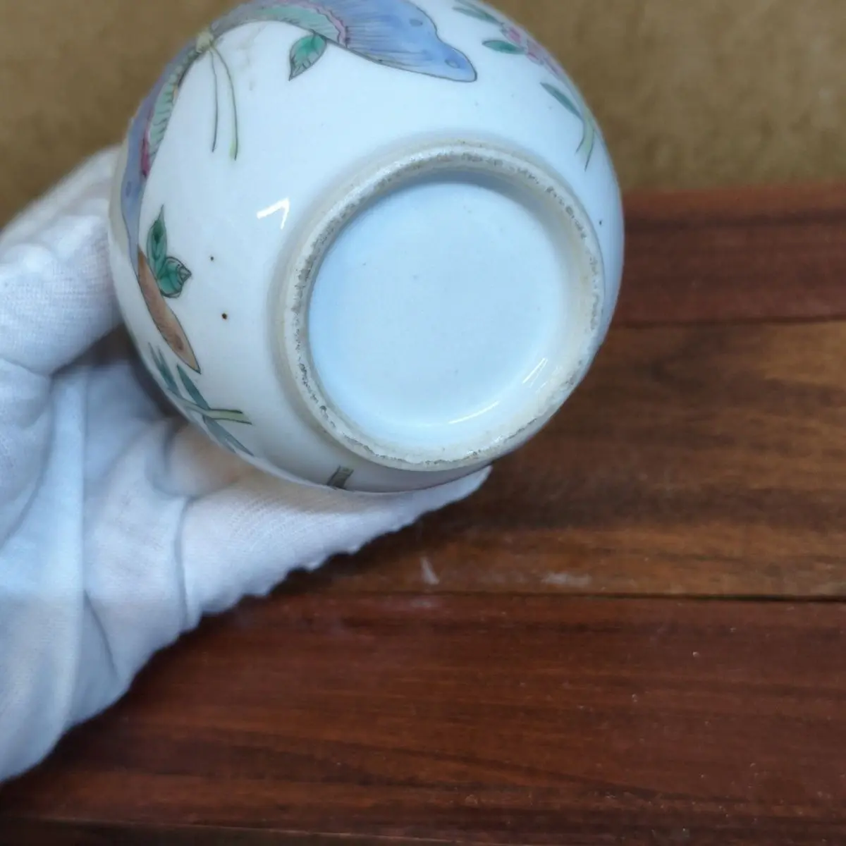 Hand-painted pastel butterfly and floral apple jar antique old porcelain decorative piece for collection and home display