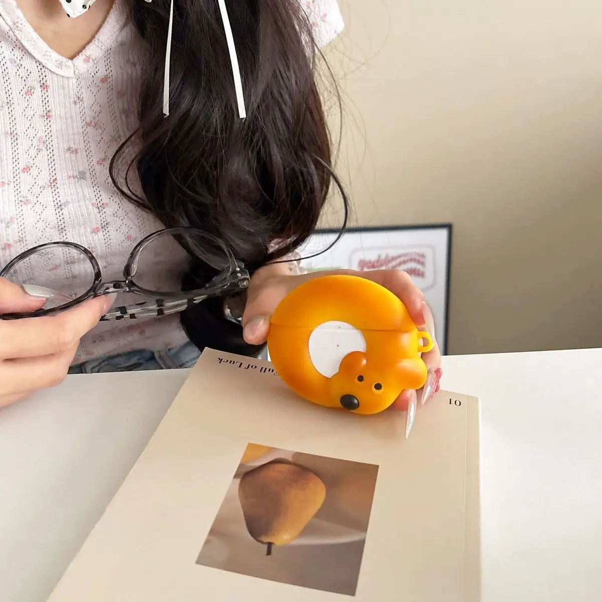 Simulation beagle dog earphone case suitable for Apple AirPods 4 new model earphone case, AirPods 1/2 shockproof