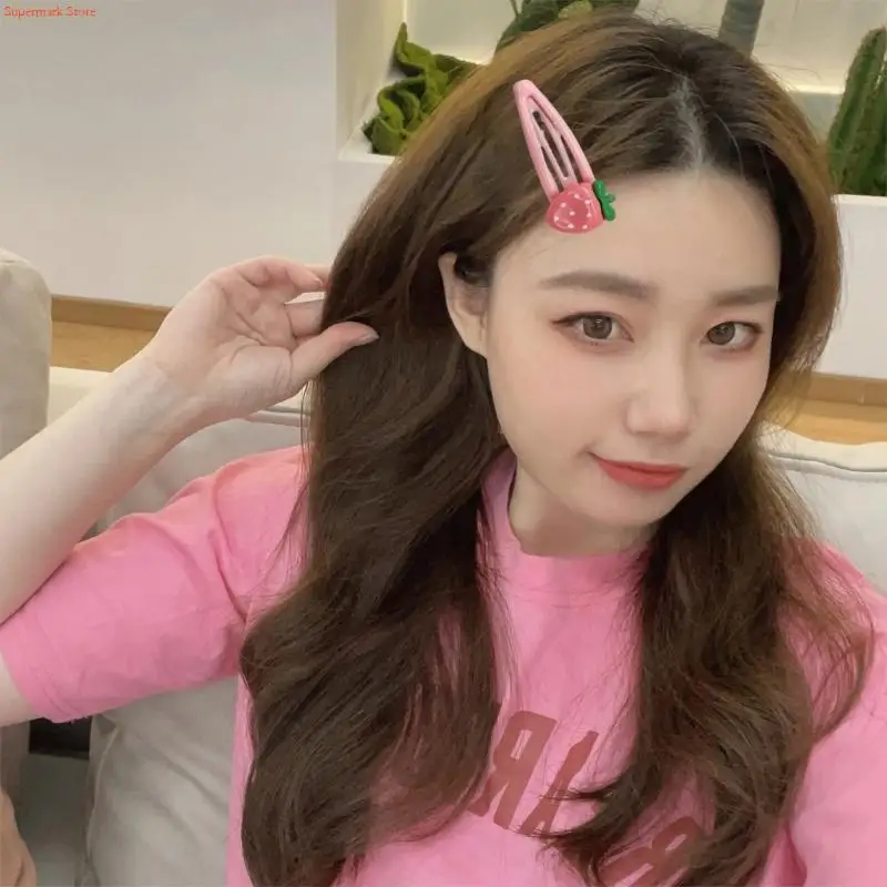 Q5WE Bangs Hair Pins Women Kid Hairgrip Strawberry Headdress Barrettes Accessories Sweet Y2K Girls Clip