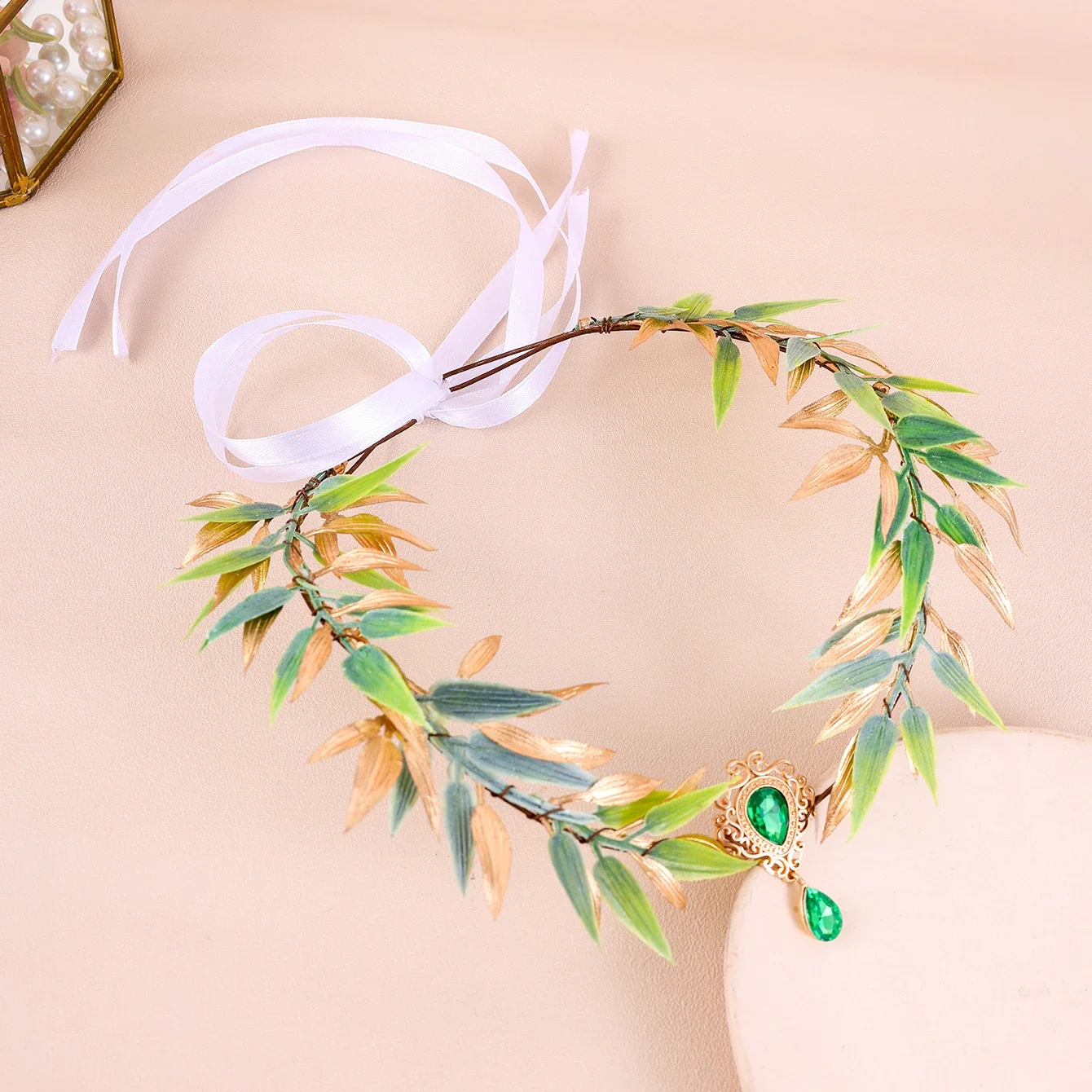 レトロな妖精の葉のラインストーンヘッドバンド、エルフの耳、編まれた森のガーランド、ティアラ、女の子用エルフのヘッドピース、ロールプレイングパーティーコスチューム用