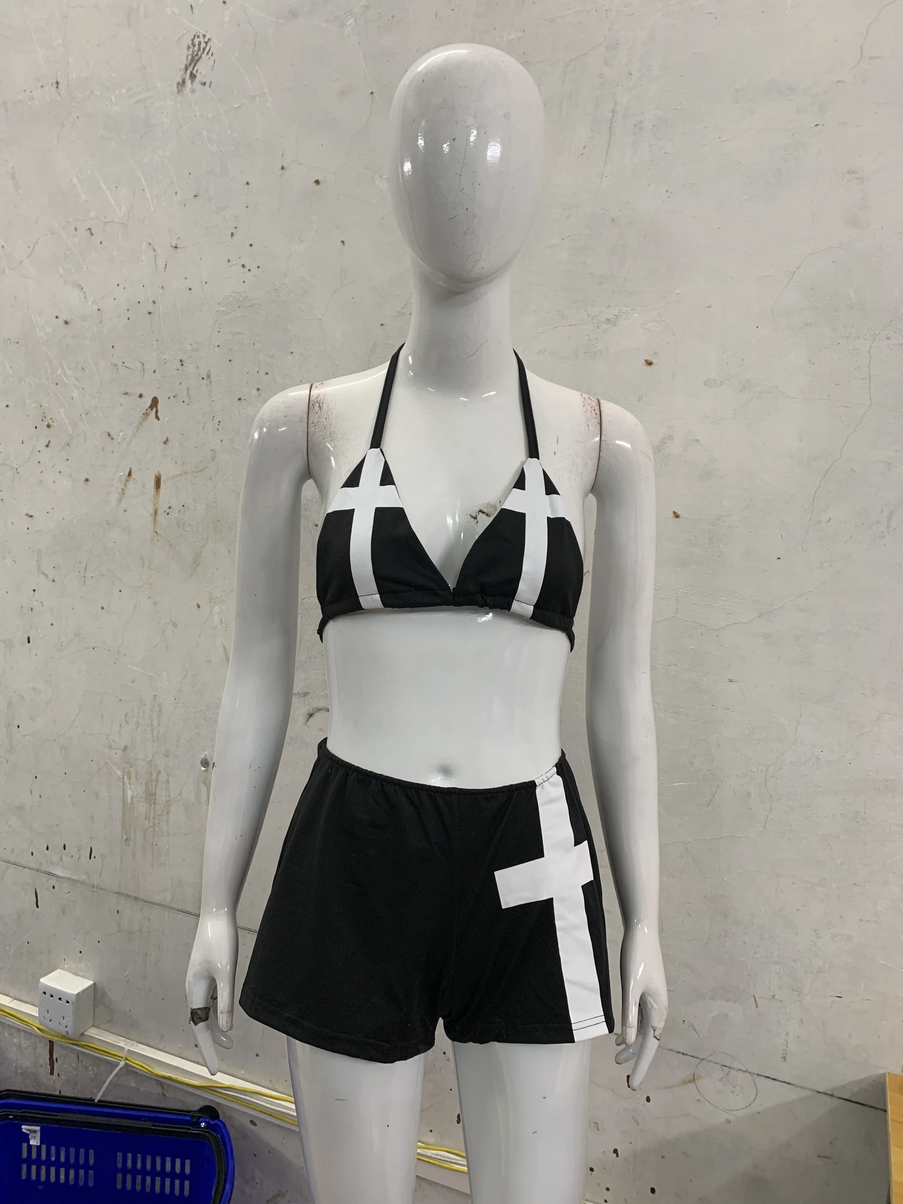 

Сплошной цвет, черно-белый комплект бикини, сексуальное европейское и американское трансграничное новое сексуальное нижнее белье с низкой талией