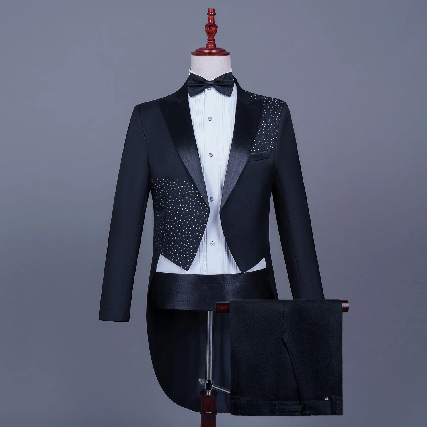 

Men's Rhinestones Tailcoat Suit 4-Piece Set Black White Slim Swallowtail Blazer Pants for Host Magician Singer Chorus Dress Suit