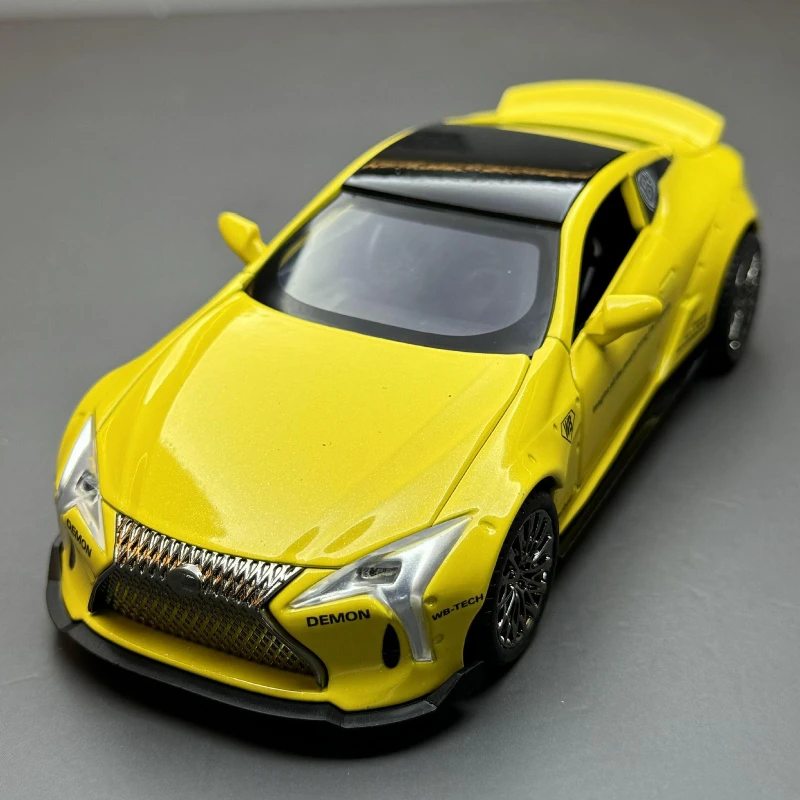 

1:32Lexus LC500 sports car sound and light pull back toy car music model tabletop ornament children's gift collection