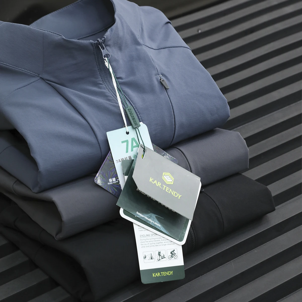 

High-End Busin V Series Men's Outdoor Windproof Waterproof Stand Collar Sports Jaet Ergonomic Tailoring Faion Urban Sle