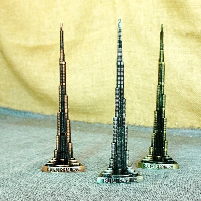 

Metal Burj Khalifa Tower Model Dubai Landmark Building Tourist Souvenir Furnishing Articles Xmas Gifts Home Room Decor