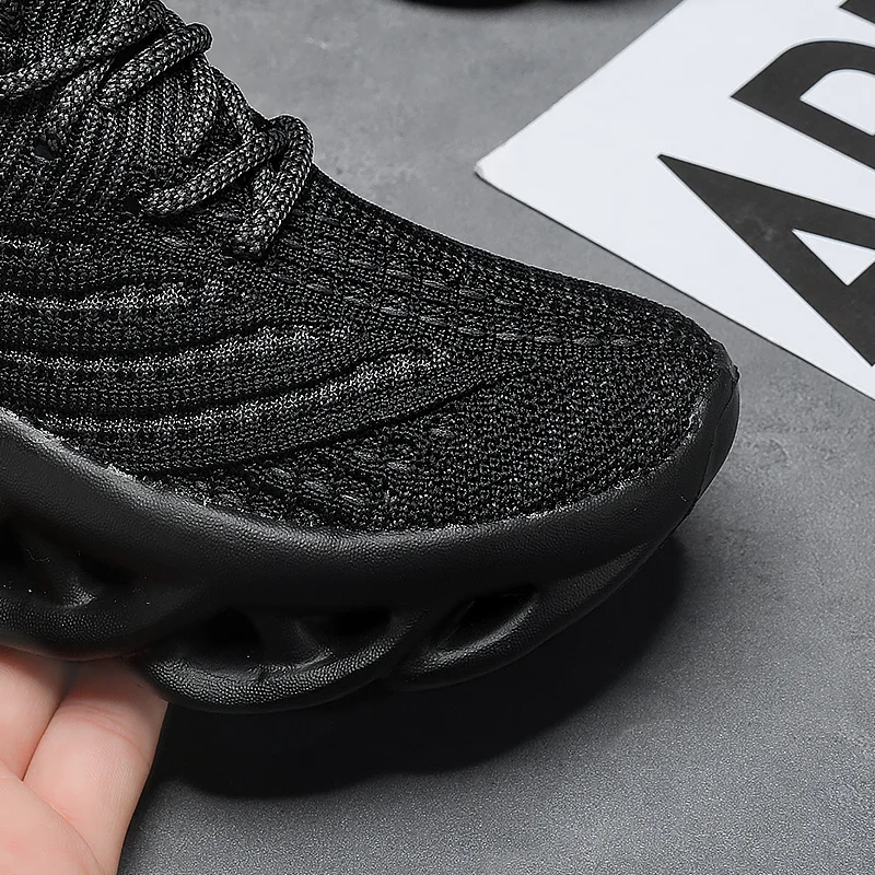 New Mesh Kids Running Shoes Outdoor Youngsters Teens Casual Walking Student Fashion Sneakers Breathable Soft Children Sports image 3