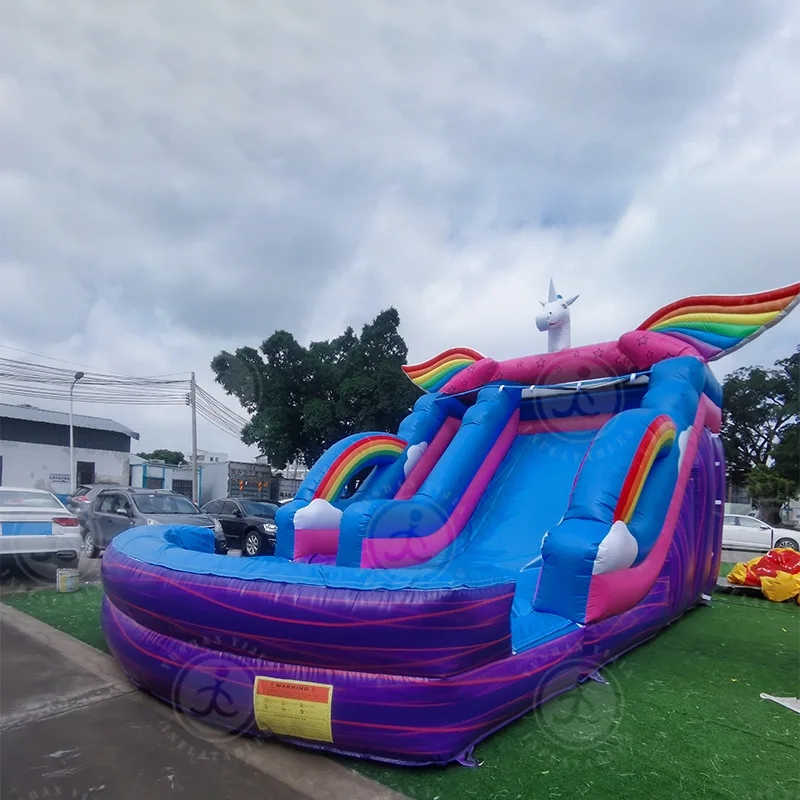 Castelo inflável colorido do PVC grande para crianças, salto exterior customizável