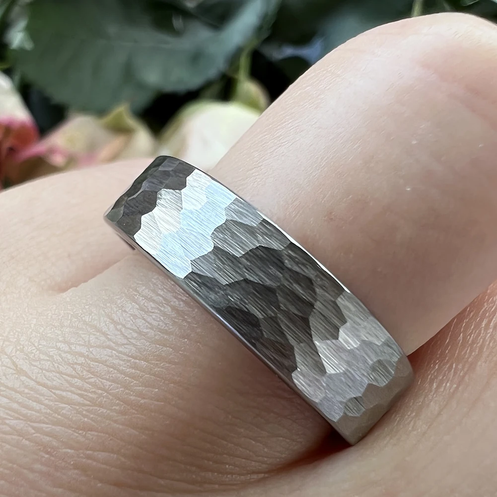 6mm Wolfram karbid ring vielfältig gehämmert für Männer Frauen Verlobung Ehering gebürstet fertig Komfort Passform – Detail 10
