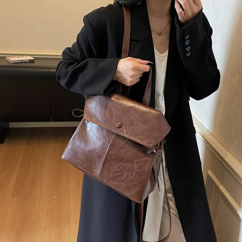 

2025 New High-end Luxury Brand Ladies Leather Shoulder Bag Famous Designer Simple Paris Elegant​