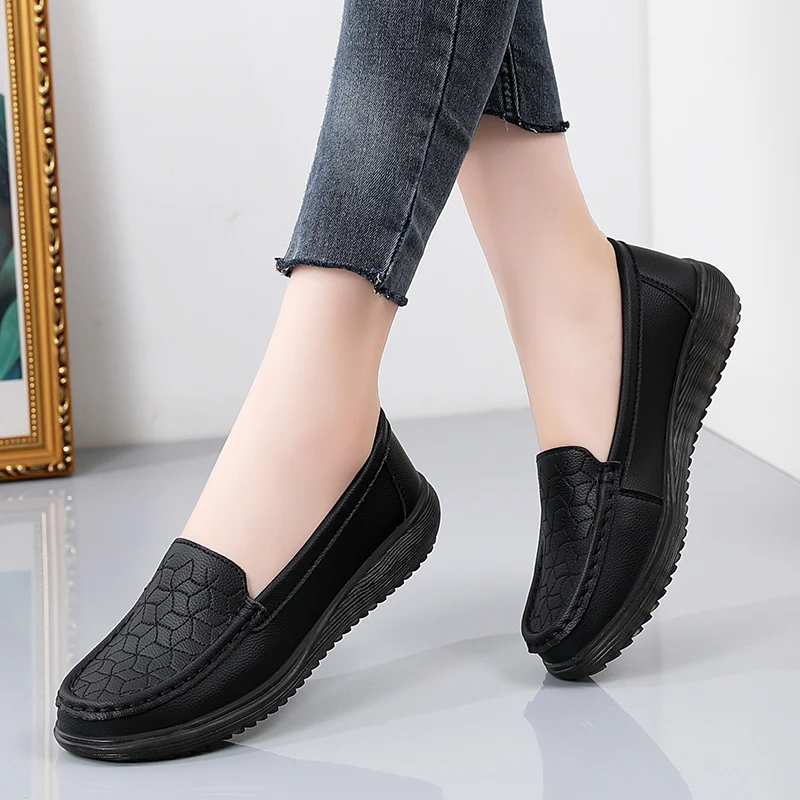 New 100% genuine leather women\'s casual shoes for women, spring and autumn casual walking loafers, leather shoes