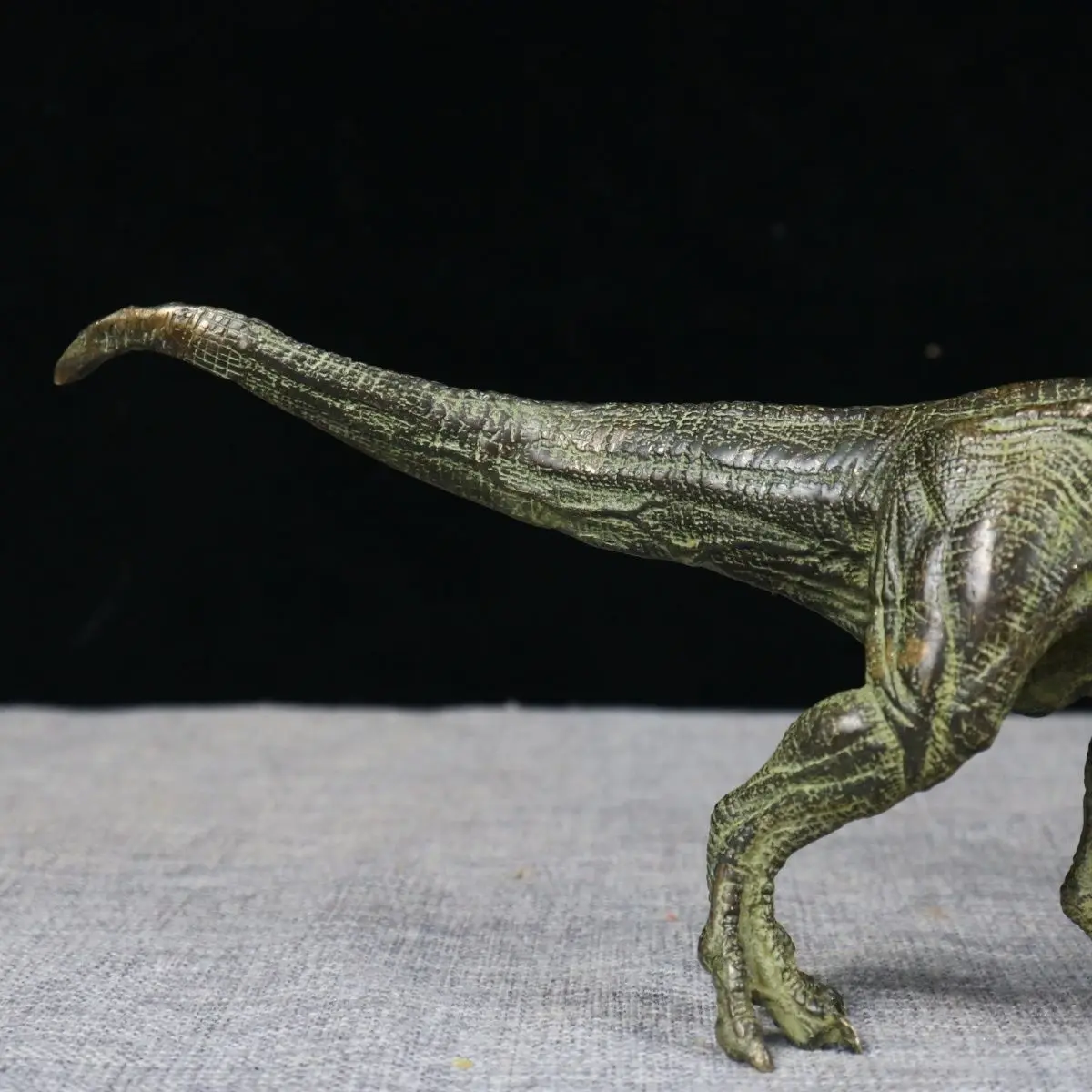 Retro Tyrannosaurus rex dinosaur Ornament Decoration Tea Pet Figurines Desk Decor Accessories