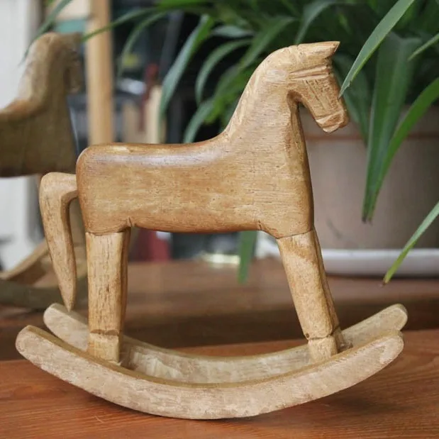 Solid wood big rocking horse handicrafts decorative ornaments, the Year of the Horse attracts wealth, and the natal year is