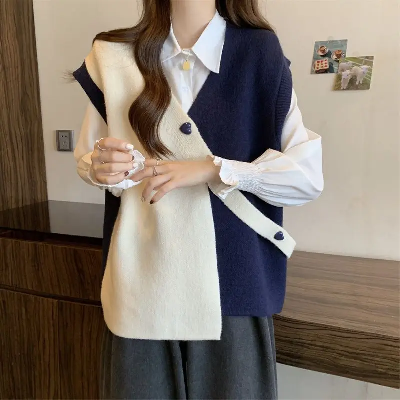 

Women Autumn Fashion Loose Love Buttons Irregular V-neck Sleeveless Knitwear Women Clothes Sweet All-match Knitting Tank Top