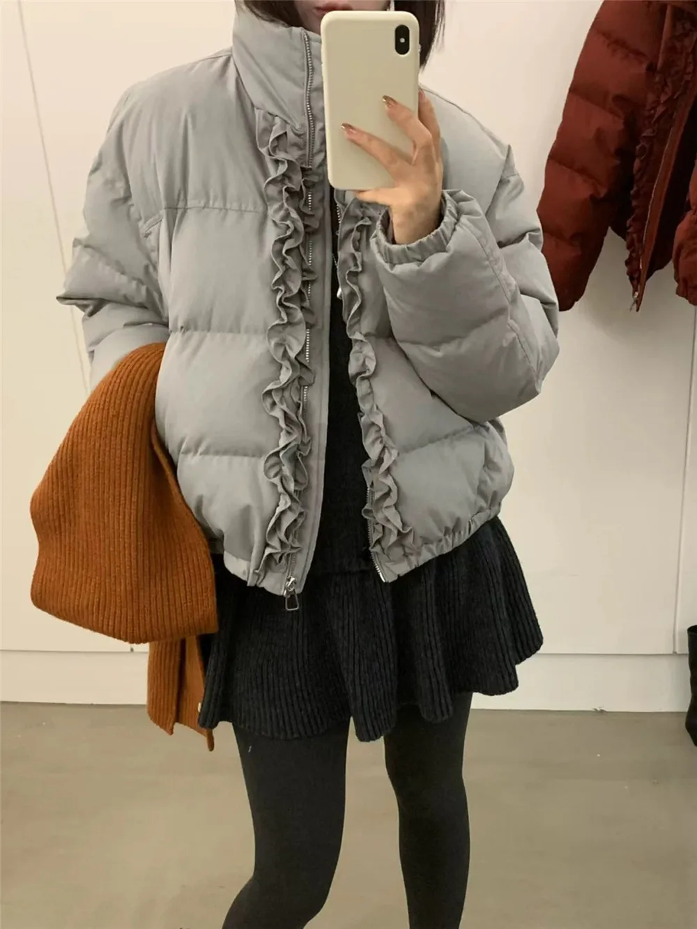 Short Puffer Jacket Women Winter New Loose Casual Warm White Duck down Bread Coat Stand Collar Earlet Lace Trim Sweet Style
