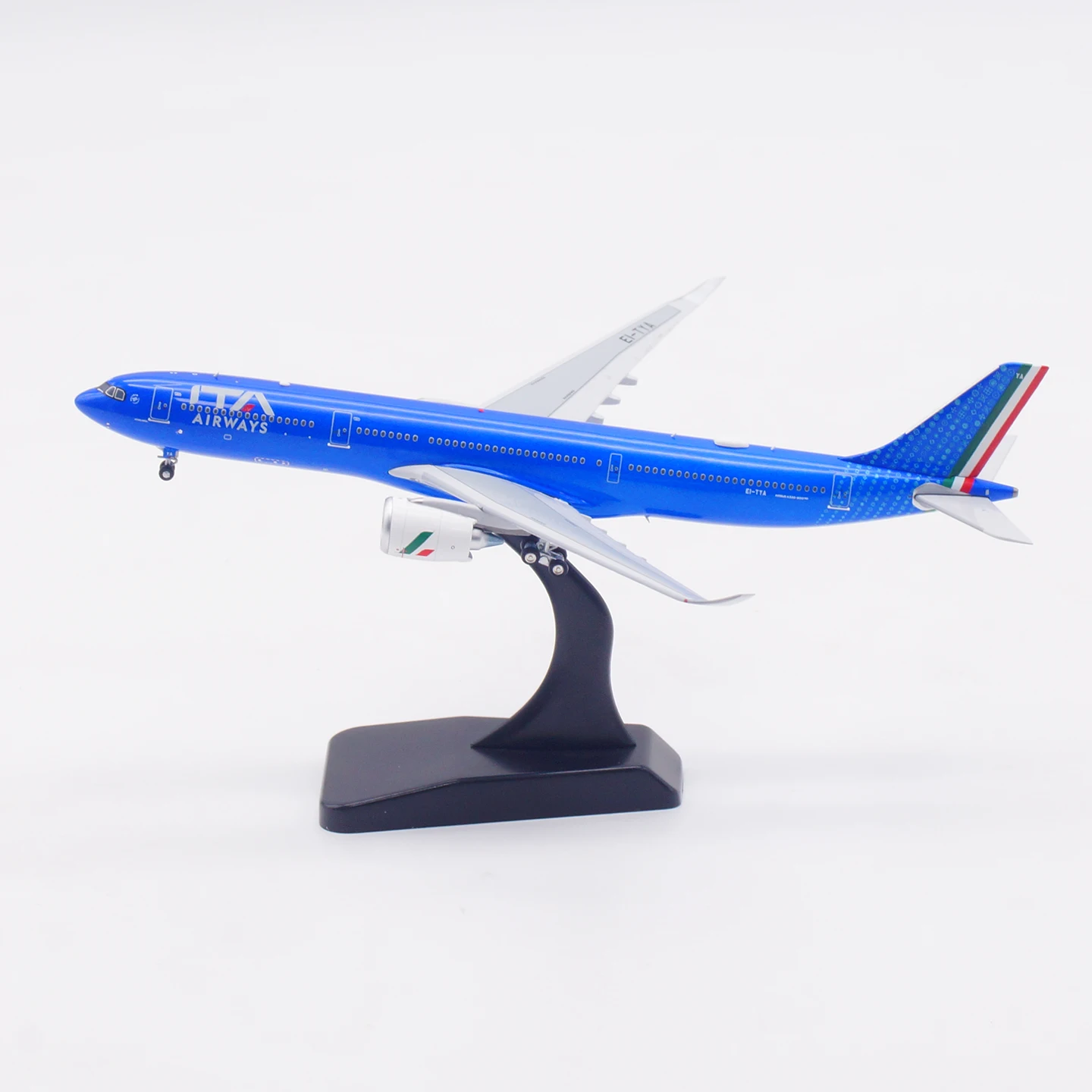 AV4418 Alloy Collectible Plane Gift Aviation 1:400 ITA Airways 