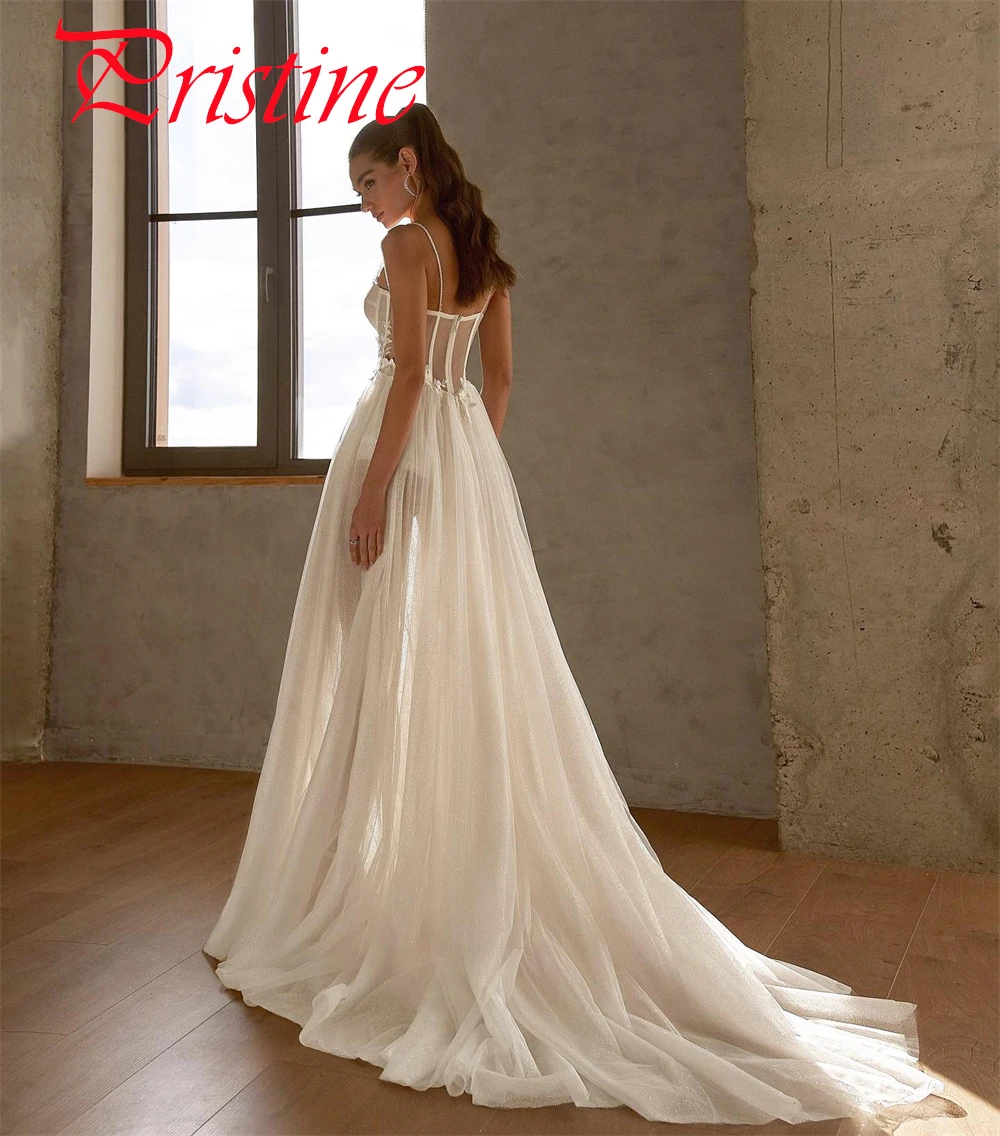فستان زفاف أورجانزا أبيض مخصص أنيق بدون حمالات أشرطة سباغيتي لحفلات الزفاف كلاسيكي بسحاب خلفي فيستدو دي نوفيا