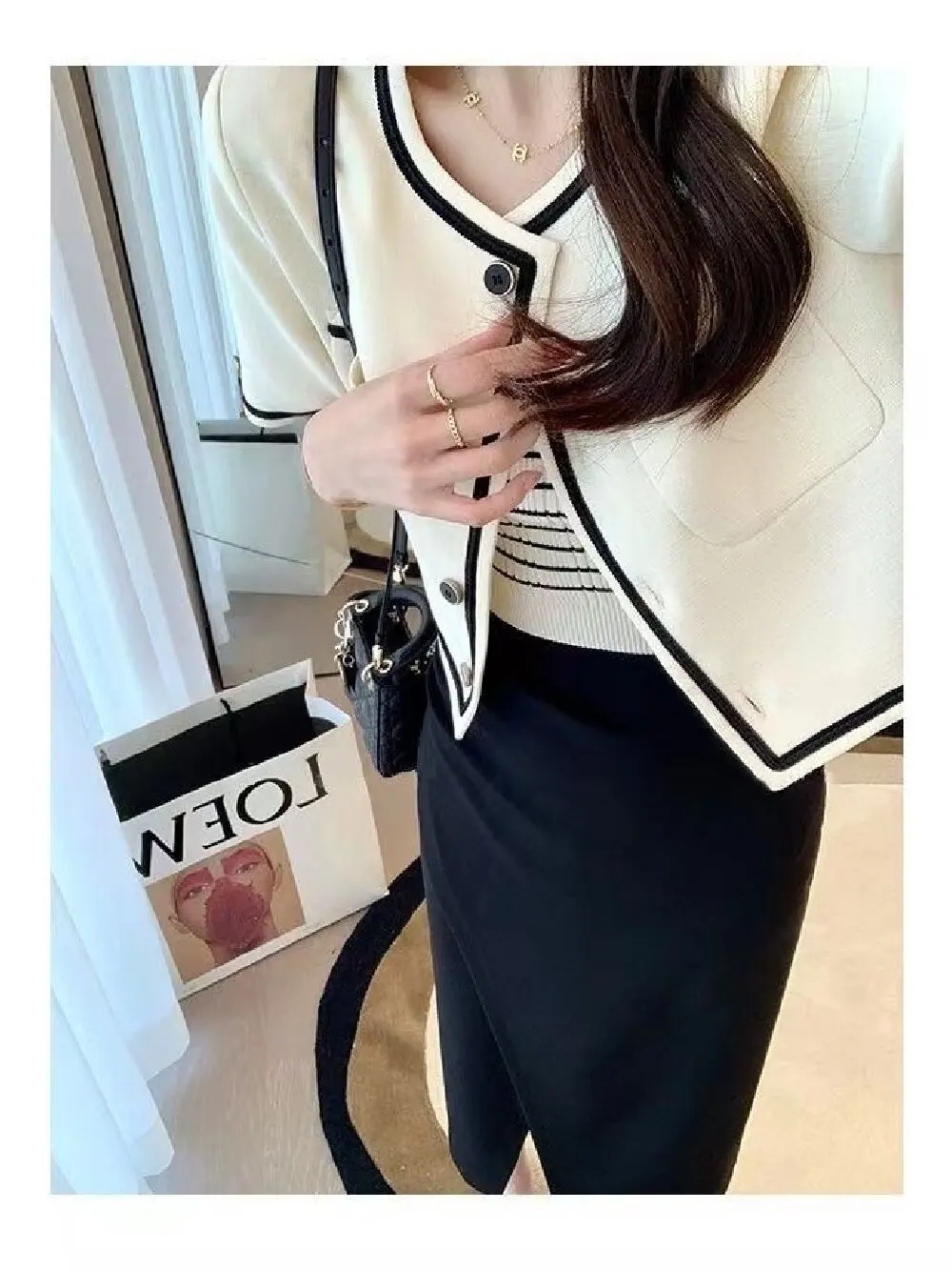 Elegant Color Block Short Sleeve Women 2026 New Loose Crew Neck Single Breasted Cropped Coat Fashion Versatile Outerwear