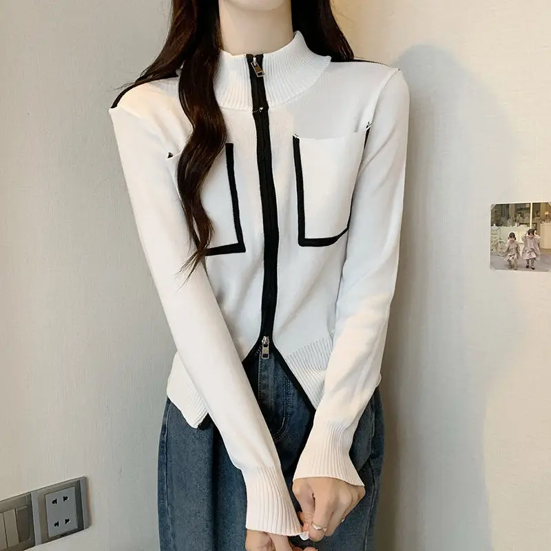

Design Contrasting Color Double Zipper Cardigan Jacket Women's Autumn Winter Chic Long-sleeved Sweater Top