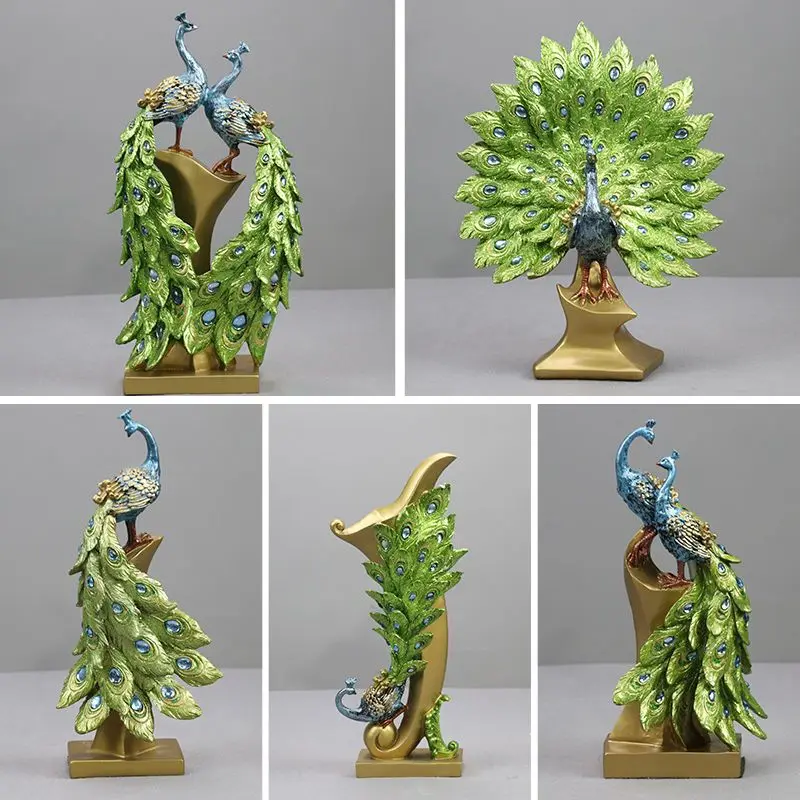 

European Creative Peacock Resin Statue Ornaments Home Living Room TV Wine Cabinet Sculpture Crafts Foyer Study Room Decoration