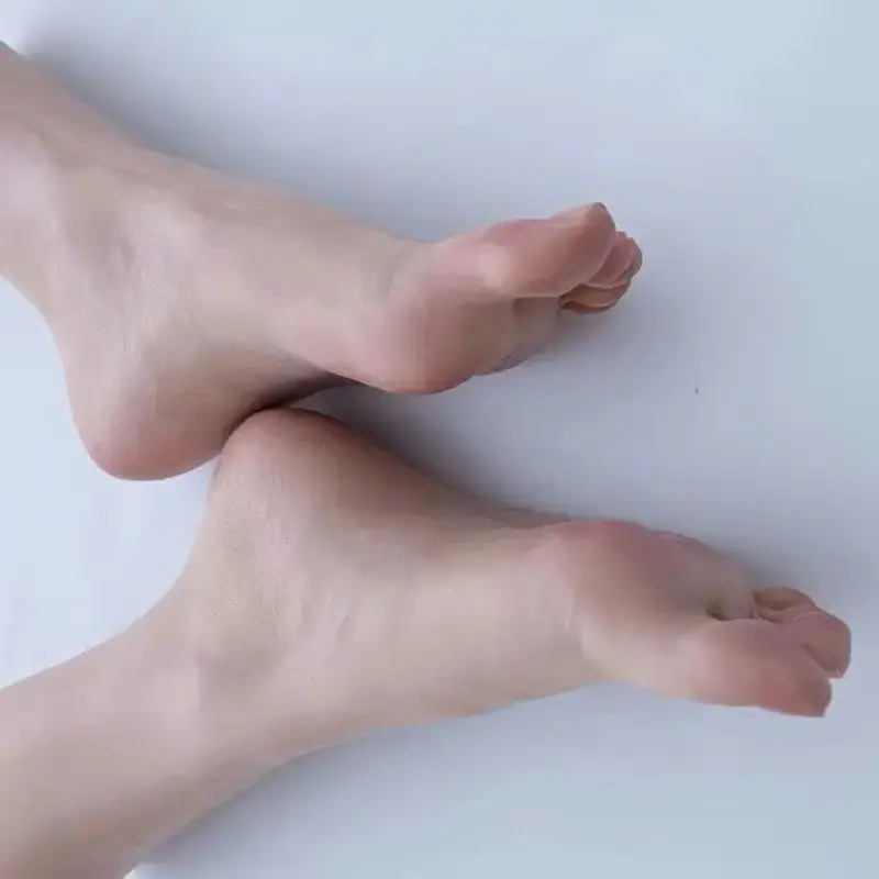 ZISHINE Female Silicone Foot Model for Shoes Socks Display Lifelike Nail Art Practice Prop with Simulation Vein Toes TGJ37