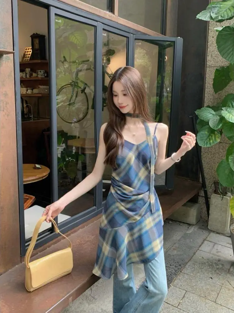 

Retro Asymmetric Plaid Midi Tank Top Women Summer 2026 New Style Sexy Girl Elegant Personality Midi Length Top