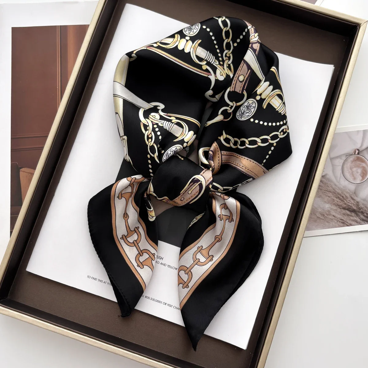 

Luxury Women's Vintage Versatile Thin Satin Scarf Floral Print Hairband Spring Autumn Small Square Scarf for Tying Hair And Bags
