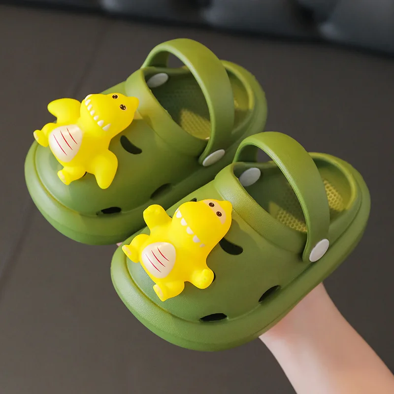 2023 Clogs  Boys Girls Summer Kids Children\'s Hole Shoes Infant Indoor Slippers Non-Slip Beach Sandals Toddler Home Shoes Baby