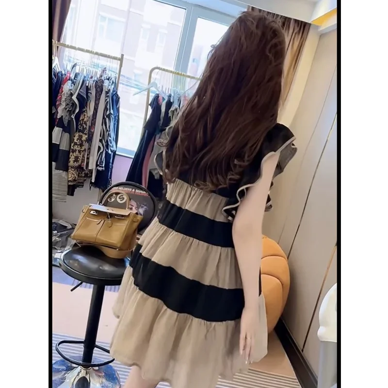 Fashion O-Neck Spliced Folds Striped Butterfly Sleeve Mini Dress Clothing 2024 Summer New Loose Office Lady Sleeveless Dress