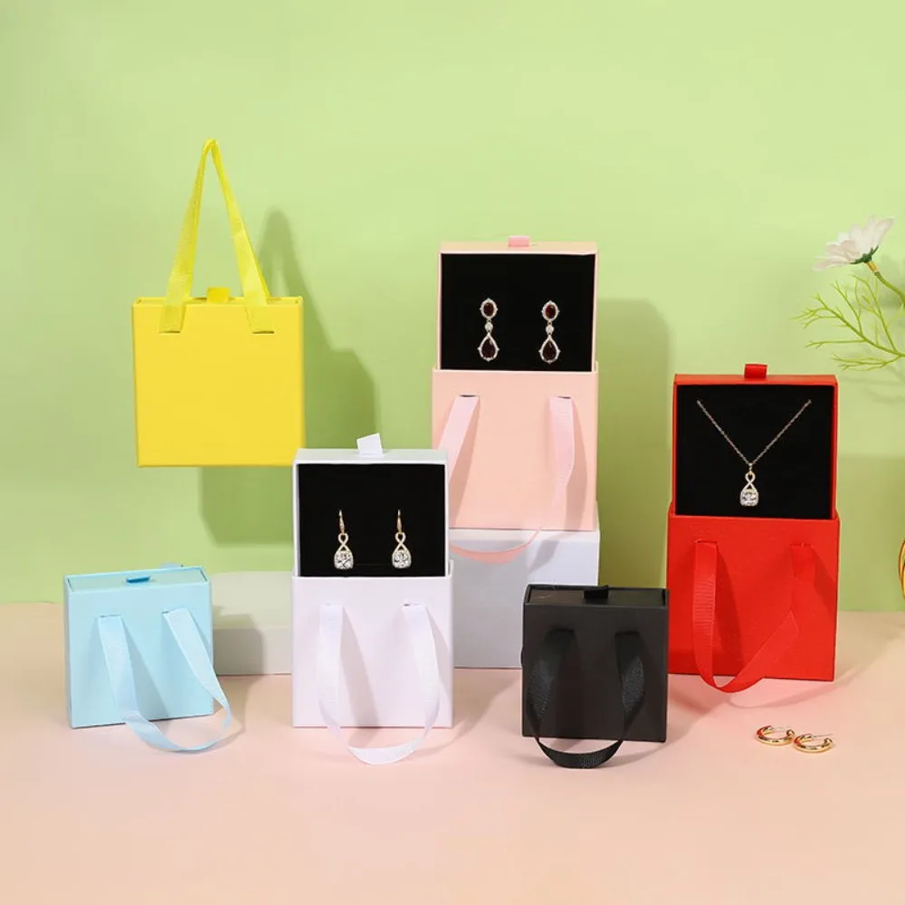 Portable Cardboard Drawer Jewelry Package Box With Handle Sliding Jewelry Organizer Ribbon Handle Solid Color Gift Box Bracelet