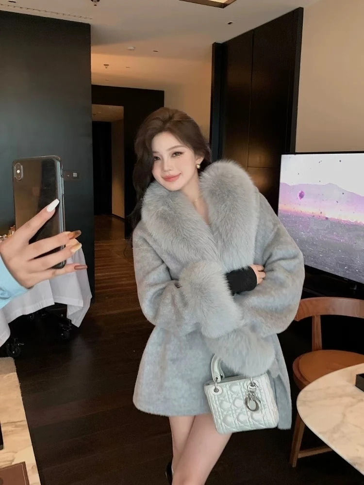 

Korean Fashion Women's White Grey V Neck Hairy Neck Bandage Cardigan Coat Winter Pink Elegant Festival Overcoat 2025 New Popular