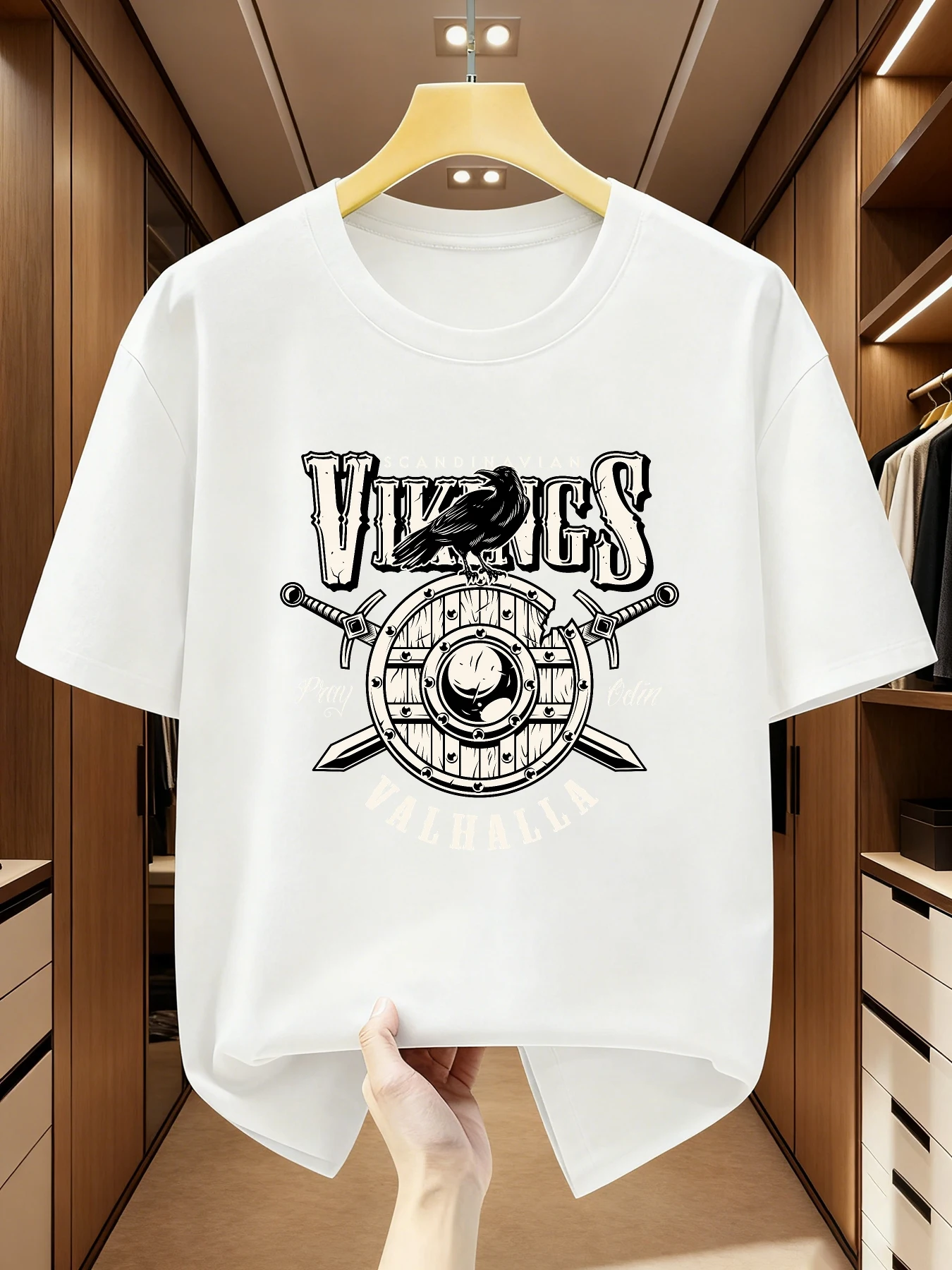 Men's Viking Spirit Hall Nordic History Theme T-shirt Viking Shield and Raven Warrior Pattern Casual Viking Style Men's Clothing