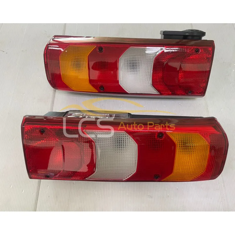 24V tail Lamp Lens for Mercedes-Benz Trucks Actros mp4 lights with bulbs  ANTOS AROCS ATEGO 3 ECONIC 2 UNIMOG 0035441703