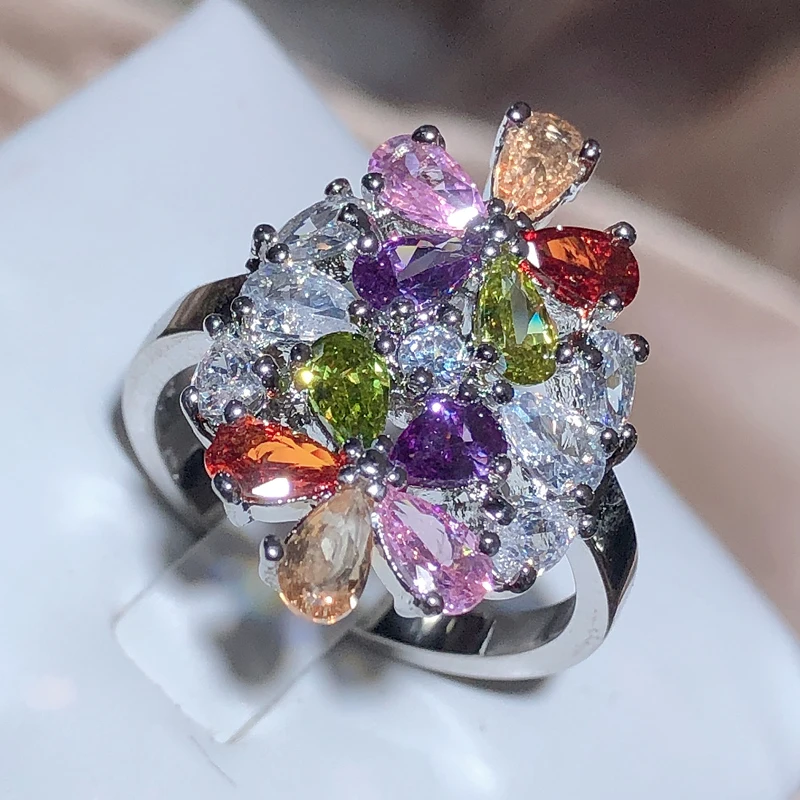 Shiny Flower Shaped Inlaid White Crystal Zirconium Silver Color Ring for Women Wedding Party Jewelry Accessories