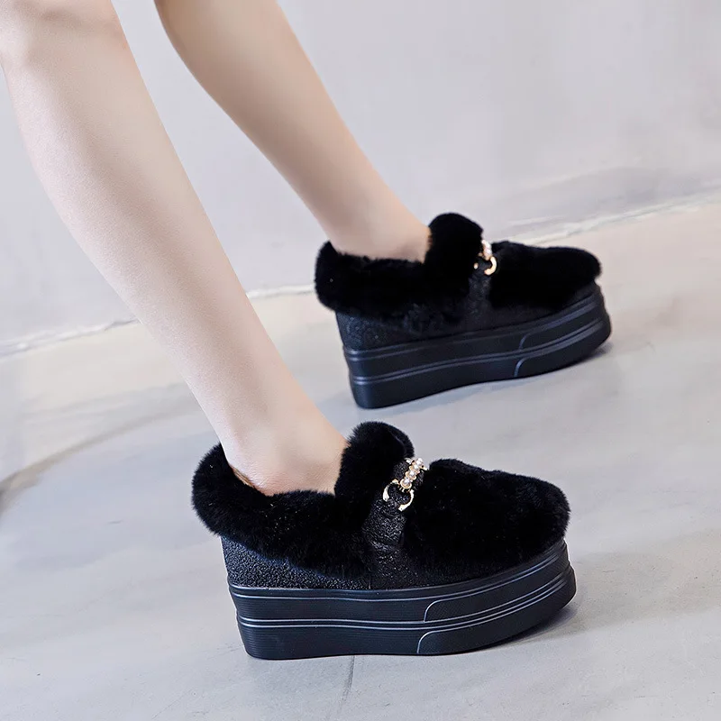 Winter Shoes Women Low Heels Round Toe Casual Female Sneakers Increas Height Clogs Platform New Creepers Fabric Fur High Flock A