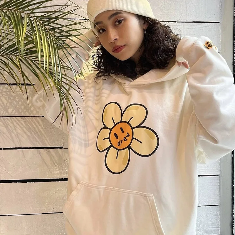سترة بقلنسوة من Drew House Premium Smiley Daisy Print للجنسين للزوجين من American Streetwear #4