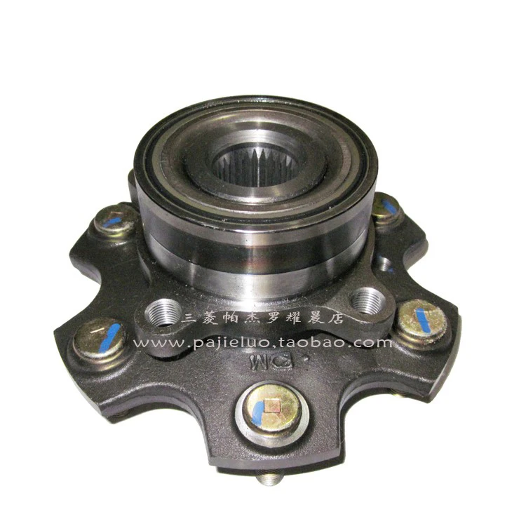 

For Mitsubishi Pajero V73 V77 V93 V97 Front and Rear Wheel Bearings Wheel Hub Cores