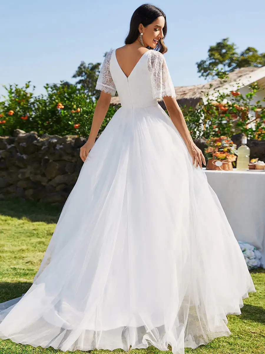 Vestidos de novia elegantes con cuello en V profundo, manga corta, hasta el suelo, Ever Pretty, de encaje bordado 2024, línea A, blanco