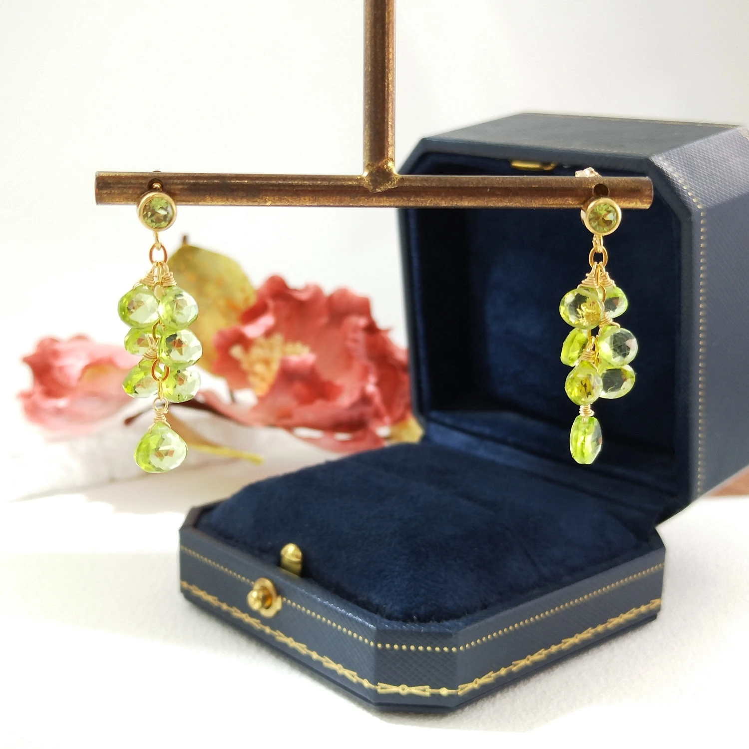

Lii Ji Natural Peridot American 14K Gold Filled Stud Earrings Gemstone Handmade Jewelry For Christmas Gift