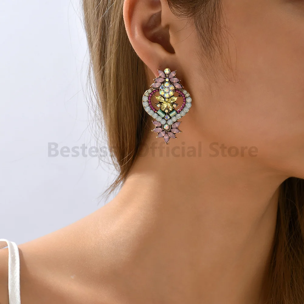 

Korean Fashion Vintage Multicolour Rhinestone Flower Decor Piercing Earrings For Women New Luxury Jewelry Gift Popular Ear Studs