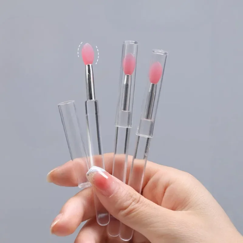 Pennello per labbra portatile in silicone con coperchio Morbido applicatore multifunzionale per balsamo per labbra Rossetto Pennelli per trucco lucidalabbra