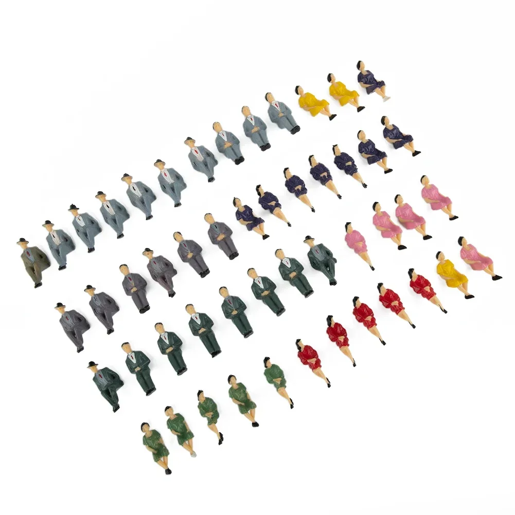 Plastic Sentado Figuras Modelo, Pessoas Pintadas, Figuras DIY, Miniture Humano, Brand New, 1:32, 20x44x34mm, 50pcs