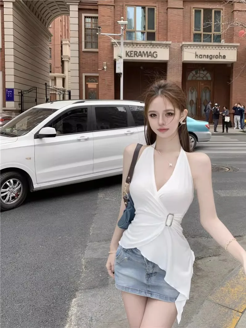 Sexy Street Style Low V-Neck Strap Vest Women Summer Uneven Waist Control Sleeveless T-Shirt Outerwear Top for Ladies
