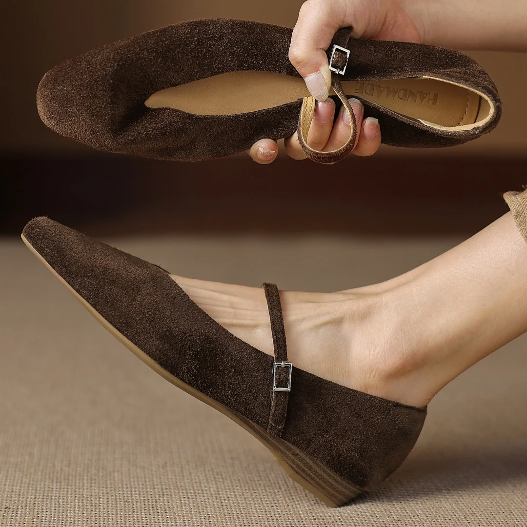 

Женские слипоны из натуральной замши с круглым носком и металлической пряжкой Мэри Джейн на плоской подошве, мягкая удобная повседневная женская обувь высокого качества